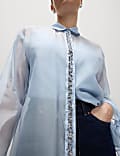 Bluse mit Perlen und Bindedetail