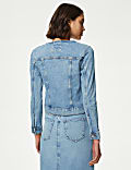 Veste en jean style camionneur sans encolure