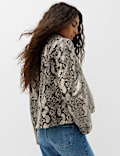 Snakeskin Print Clean Edge Short Jacket
