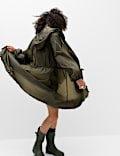 מעיל גשם Stormwear&trade;&lrm; מתקפל עם קפוצ'ון