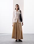 Pantalones de pata muy ancha con pinzas delanteras