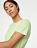 Textured Scoop Neck Fitted T-Shirt