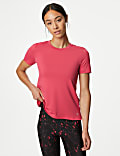 Eng anliegendes T-Shirt mit U-Ausschnitt