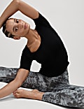 Lightweight Scoop Neck Ruched Yoga T-Shirt