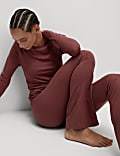 Gerippte Yoga-Leggings mit hohem Bund und ausgestelltem Bein