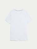 Camiseta informal de cuello redondo cortada con láser