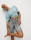 Gemusterte Yoga-Shorts mit hohem Bund