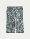 Gemusterte Yoga-Shorts mit hohem Bund