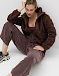 Texturierte Fleece-Jacke mit Stehkragen aus Teddyfutter