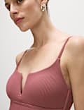 Maillot de bain côtelé à décolleté en V, effet ventre plat 360