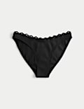 Bas de bikini coupe échancrée sculptante à broderie