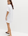 Robe tube coupe courte en lin avec encolure