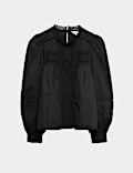 Bluse aus reiner Baumwolle mit Rundhalsausschnitt und Spitze vorne