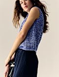 Cotton Blend Ribbed Textured Knitted Vest