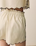 Hoch geschnittene Shorts aus reiner Baumwolle mit Stickerei