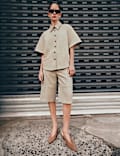 Celana Pendek Longline Efek Tenun Suede Imitasi