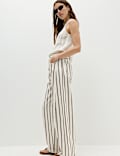 Mid Rise Striped Barrel Jeans