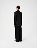 Taillierte Smoking-Jacke mit Spitzrevers