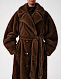 Lang geschnittener Trenchcoat mit Kunstpelzkragen