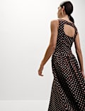 Robe midaxi à col rond, taille ajustée et motif pois