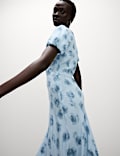 Floral Round Neck Midaxi Tea Dress