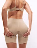 Cool Comfort™ Seamless Bum Boosting Shorts