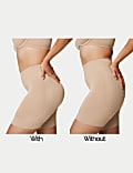 Cool Comfort™ Seamless Bum Boosting Shorts