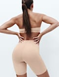 &Epsilon;&lambda;&alpha;&sigma;&tau;&iota;&kappa;ό&sigmaf; &kappa;&omicron;&rho;&sigma;έ&sigmaf; Body Invisibles&trade; &mu;&epsilon; &upsilon;&psi;&eta;&lambda;ή &pi;&epsilon;&rho;&iota;&epsilon;&kappa;&tau;&iota;&kappa;ό&tau;&eta;&tau;&alpha; &sigma;&epsilon; &beta;&alpha;&mu;&beta;ά&kappa;&iota;