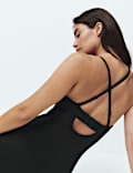 מחטב גוף שלם Body Invisibles&trade;&lrm; עם מחשוף עמוק