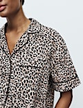 Zuiver katoenen korte pyjama met platte kraag en print