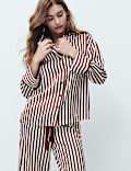Pijama de rayas con solapa Dream Satin&trade;
