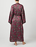 Robe de chambre en satin à manches larges et motif fleuri