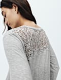 Chemise de nuit en viscose à manches longues et dentelle