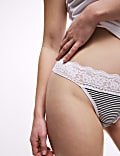 Lot de 5 strings en coton et dentelle avec imprimé