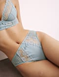 Sweet William Hoch geschnittene Slips mit hoch ausgeschnittenem Bein