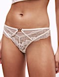 Lindy Brazilian-Slip mit Spitze