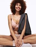 Soutien-gorge Alma plongeant à armatures, motif floqué et dentelle (bonnets F à&nbsp;H)
