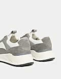 Sport-Schnürschuhe