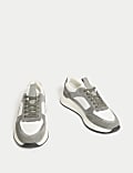 Sport-Schnürschuhe