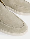 Suède laarzen in loaferstijl met witte zool
