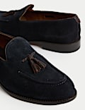 Σουέντ loafer με φουντίτσα