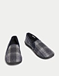 Fleece Lined Slippers with Freshfeet™