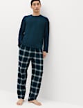 Pyjama en coton peign&eacute; &agrave; col boutonn&eacute; et carreaux