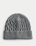 Bonnet en maille torsadée