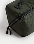 Trousse de toilette, dotée de la technologie Stormwear™