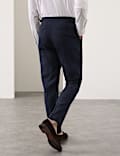 Anzughose aus italienischem Funktionsleinen-Mischgewebe mit eng anliegender Passform