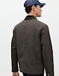 Chaqueta ligera de efecto arrugado