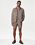 Shorts aus Leinenmischgewebe mit Plisseedetail vorne