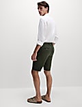 Celana Pendek Chino Regular Fit Campuran Katun Linen