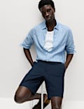 Normal geschnittene Chino-Shorts mit Stretch
